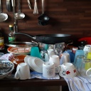 Manžel nechce pomáhat s nádobím? Jděte na něj chytře!